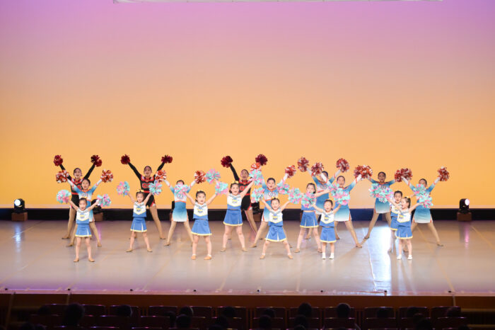 町田市・相模原市のチアダンスクラス｜ファミリーチーム発表会に出演しました！